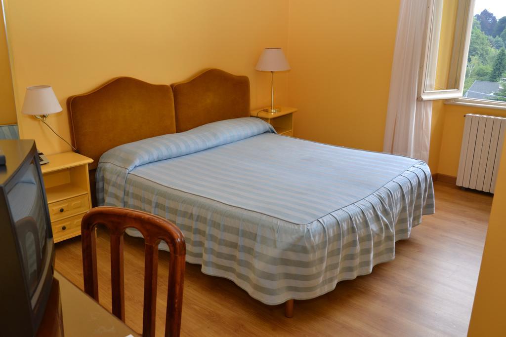 Hotel Moderno Premeno Zimmer foto