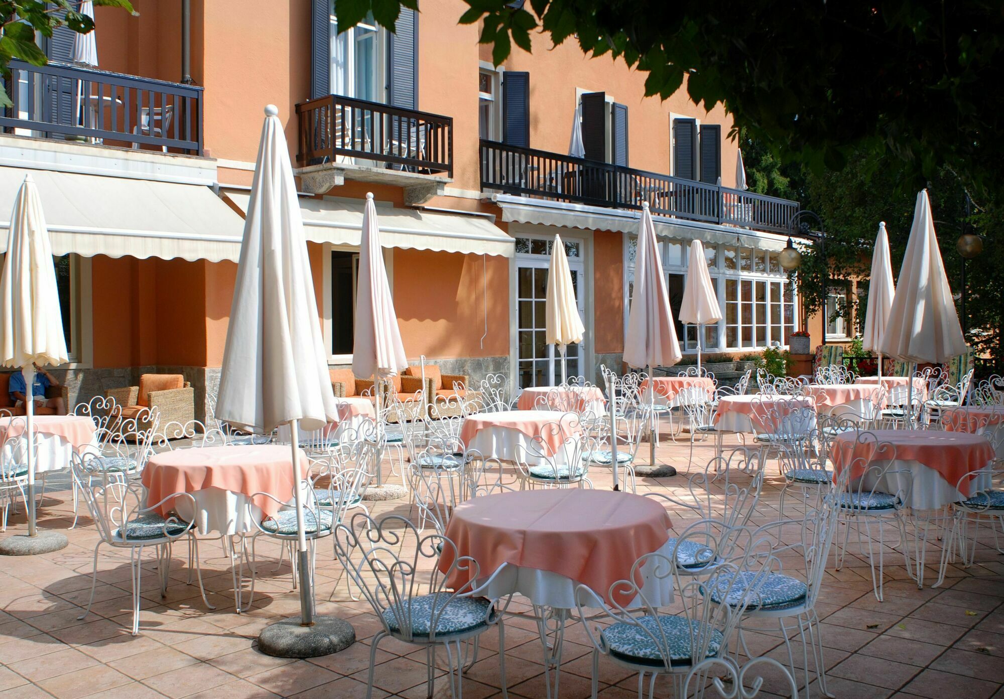 Hotel Moderno Premeno Exterior foto